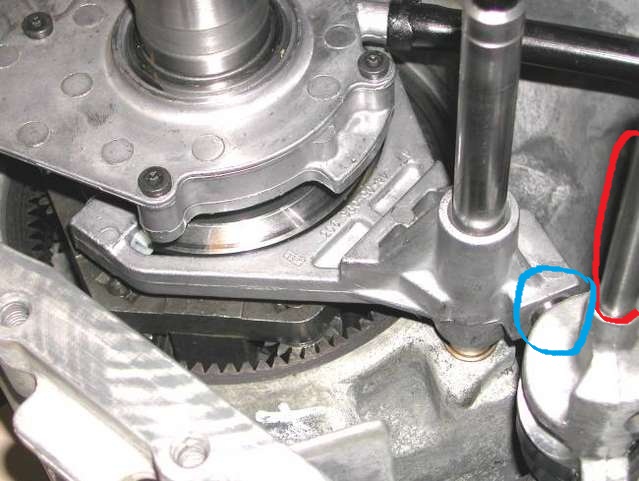 BW4405-shift fork.JPG