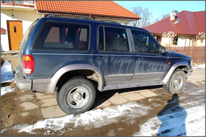 explorer_4_s.jpg